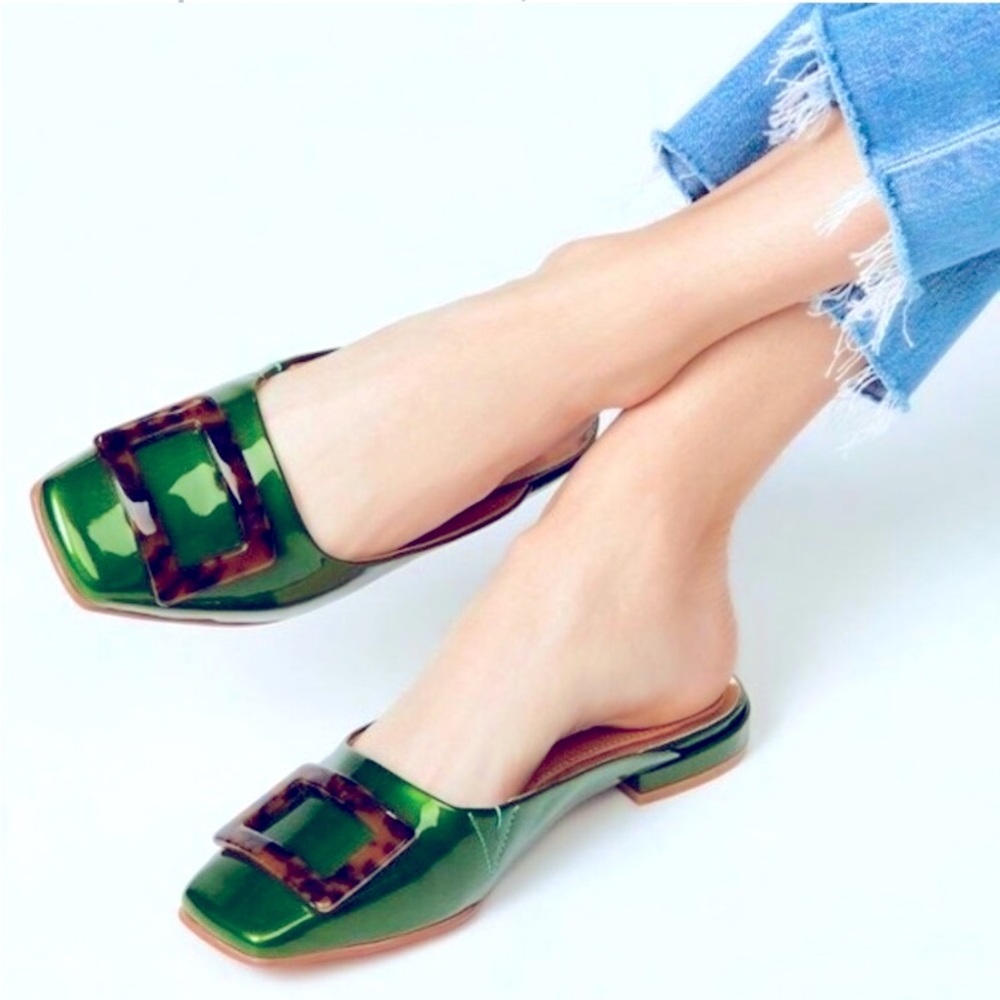 JAGGAR Emerald Green Crown Patent Mules Size 8US/ 40EU